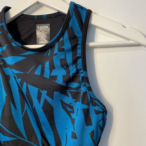 K-DEER Athletic Work Out Crop Top - Picture 2 of 8